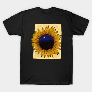 Night bloom T-Shirt